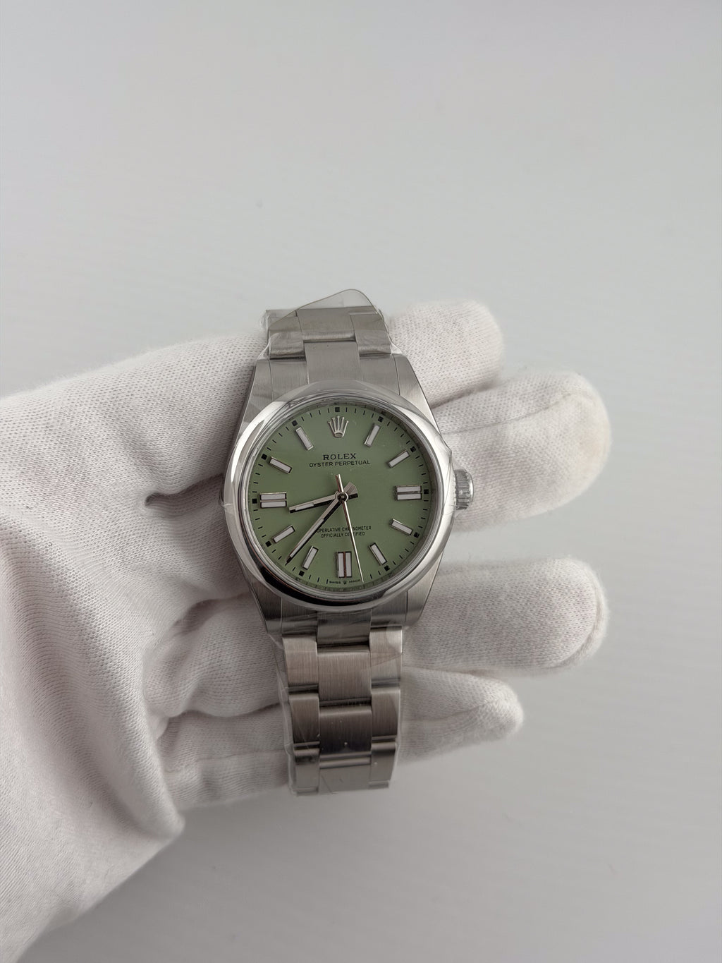 Rolex New 2025 Pistachio Green Dial 41mm