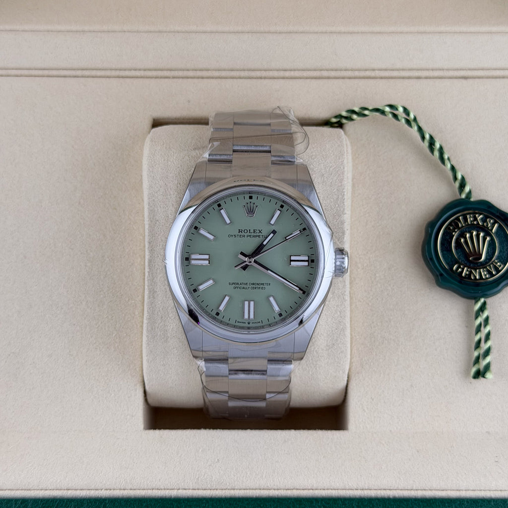 Rolex New 2025 Pistachio Green Dial 41mm